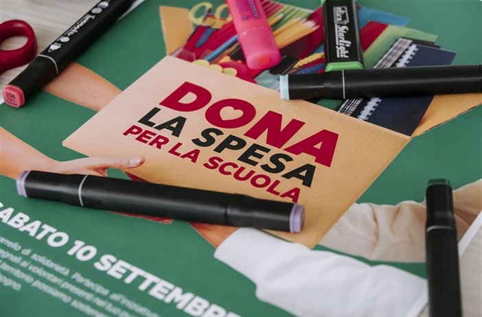 "Dona la spesa": Nova Coop raccoglie materiale scolastico per le...