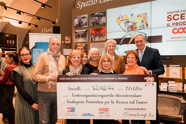 Nova Coop dona oltre 155 mila euro per sostenere l'Istituto di Candiolo