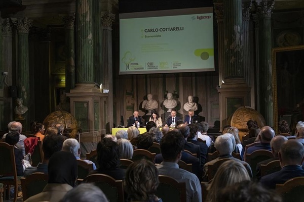 Legacoop al Festival Internazionale dell'Economia: “Formazione e innovazione le chiavi per il futuro del Paese”