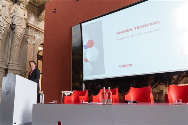 L’assessore Tronzano incontra le associazioni del mondo cooperativo: al lavoro per un testo unico coordinato della cooperazione