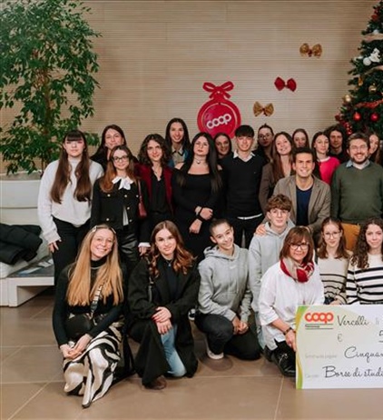 Novacoop premia l'eccellenza, 110 borse di studio ai figli di dipendenti